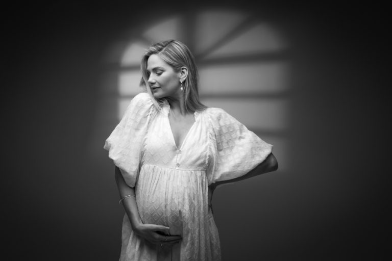 pregnancy photography on Gold Coast