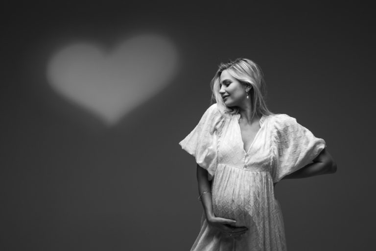 pregnancy photography on Gold Coast