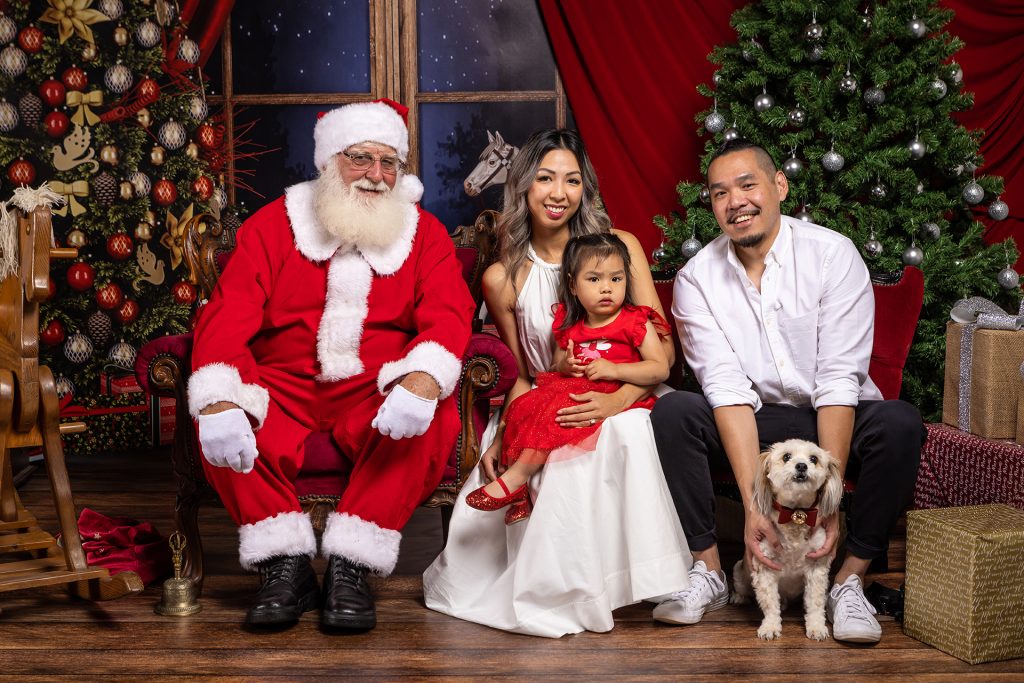 Family Christmas Photography session with Santa